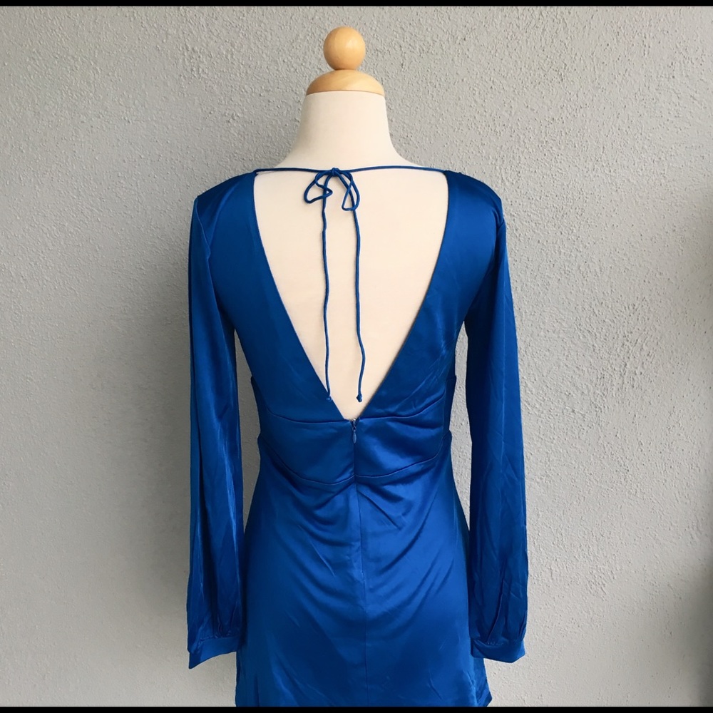 (SOLD) ARDEN B. V. Neck Blue Dress Size S. NWT - Picture 5 of 7